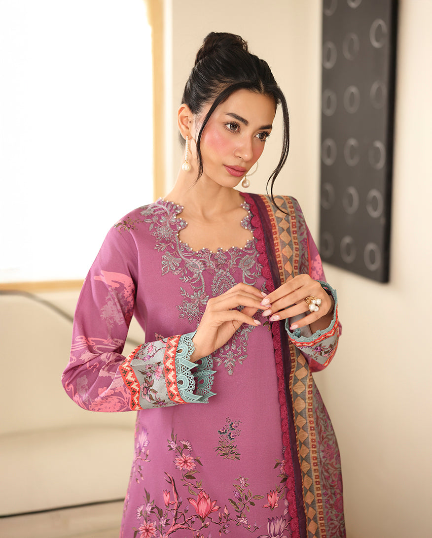 Nabeeha - Roheenaz