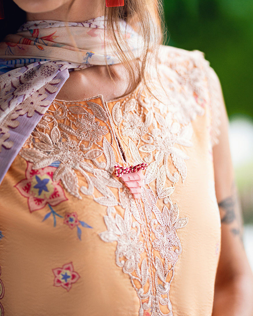 Coral Whim - Roheenaz