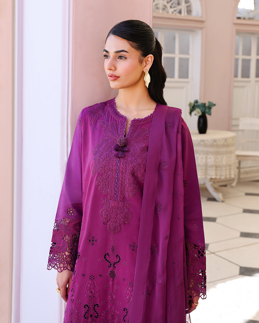 Buy Unstitched Embroidered Lawn Online | Roheenaz Buy Unstitched Embroidered Lawn Online | Roheenaz