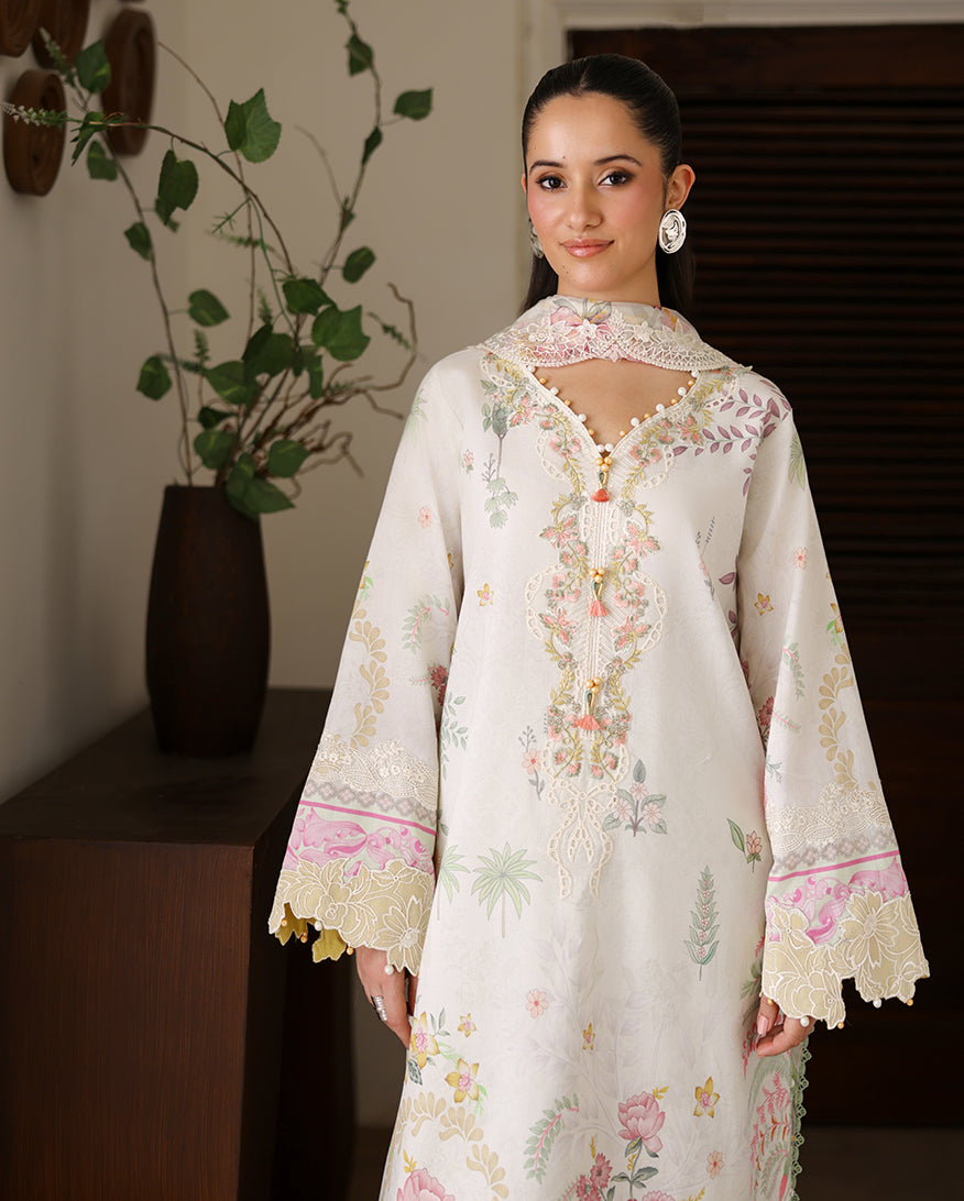 Printed Lawn Collection For Women | Trendy Summer Wear at Roheenaz Printed Lawn Collection For Women | Trendy Summer Wear at Roheenaz