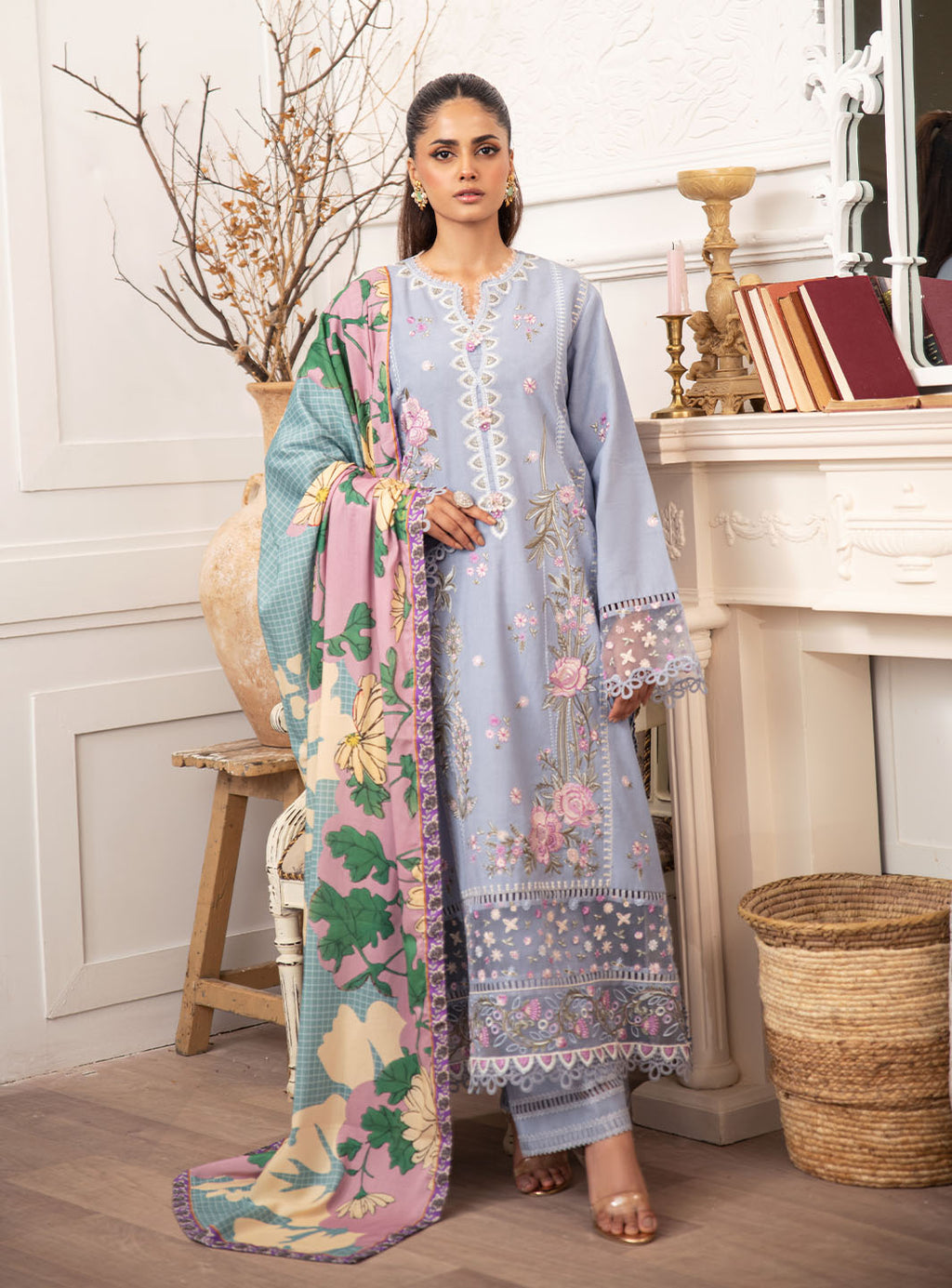 Raya - Roheenaz