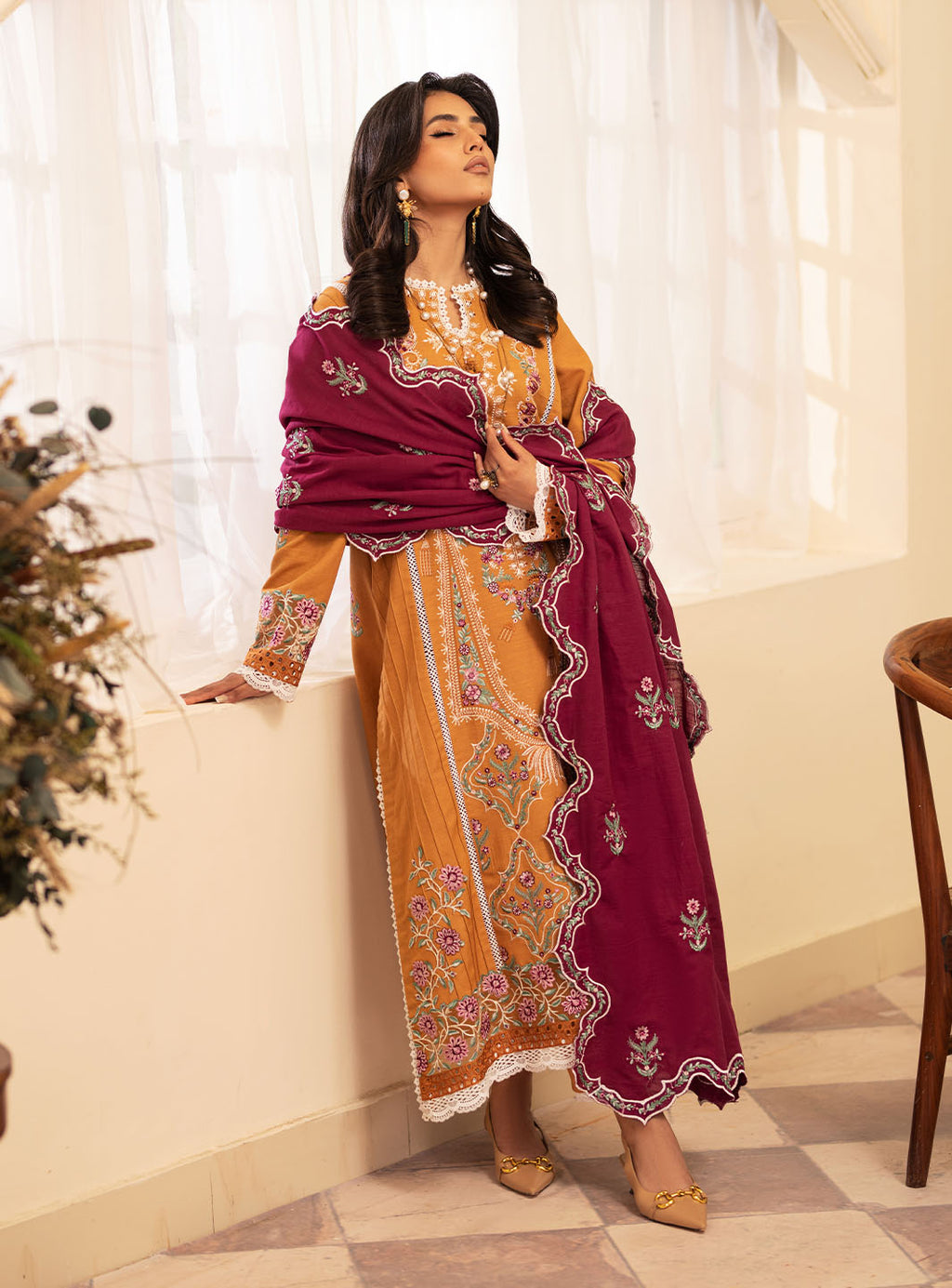 Saffron - Roheenaz