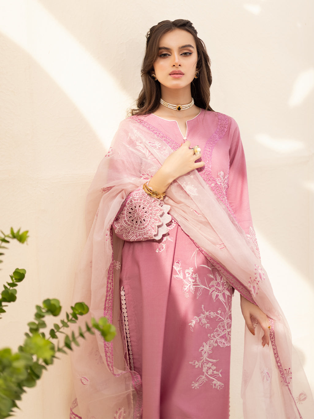 Crystal | 3 Piece - Roheenaz