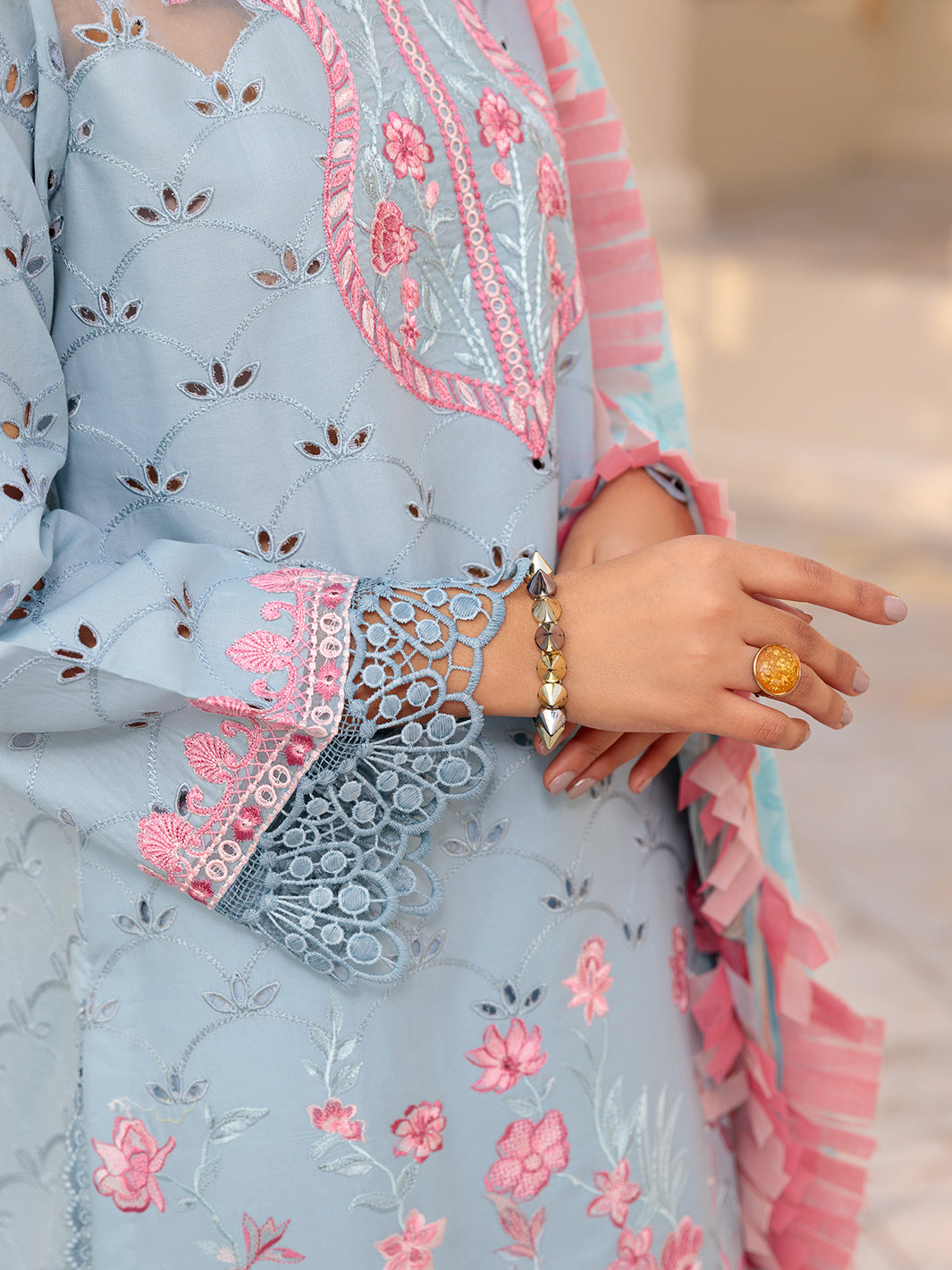 RNZ22S-07B - Roheenaz