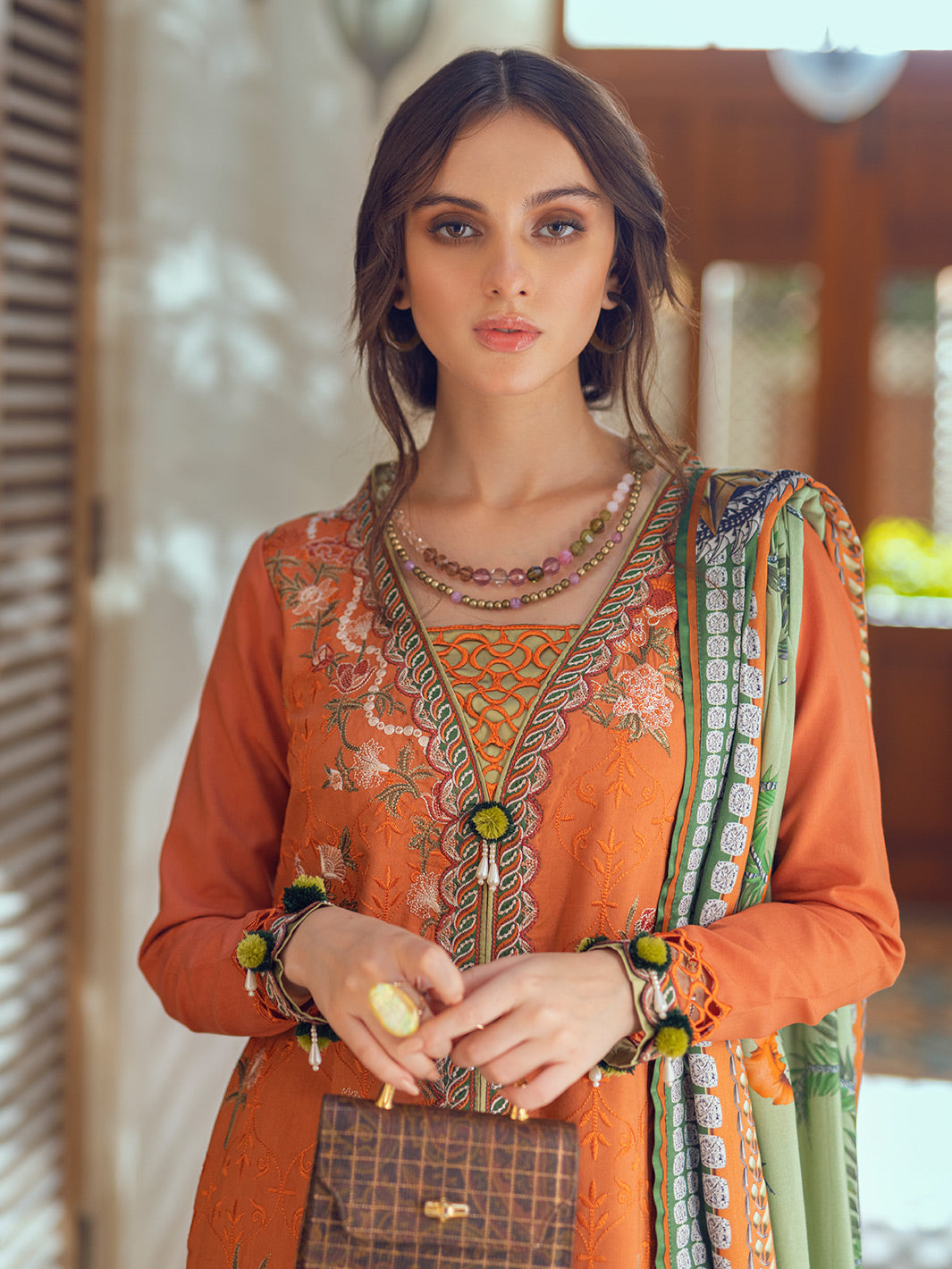Humna - Roheenaz