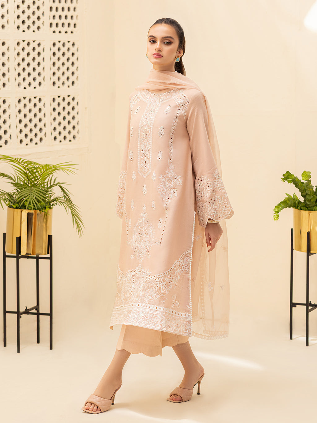 Lotus | 3 Piece - Roheenaz