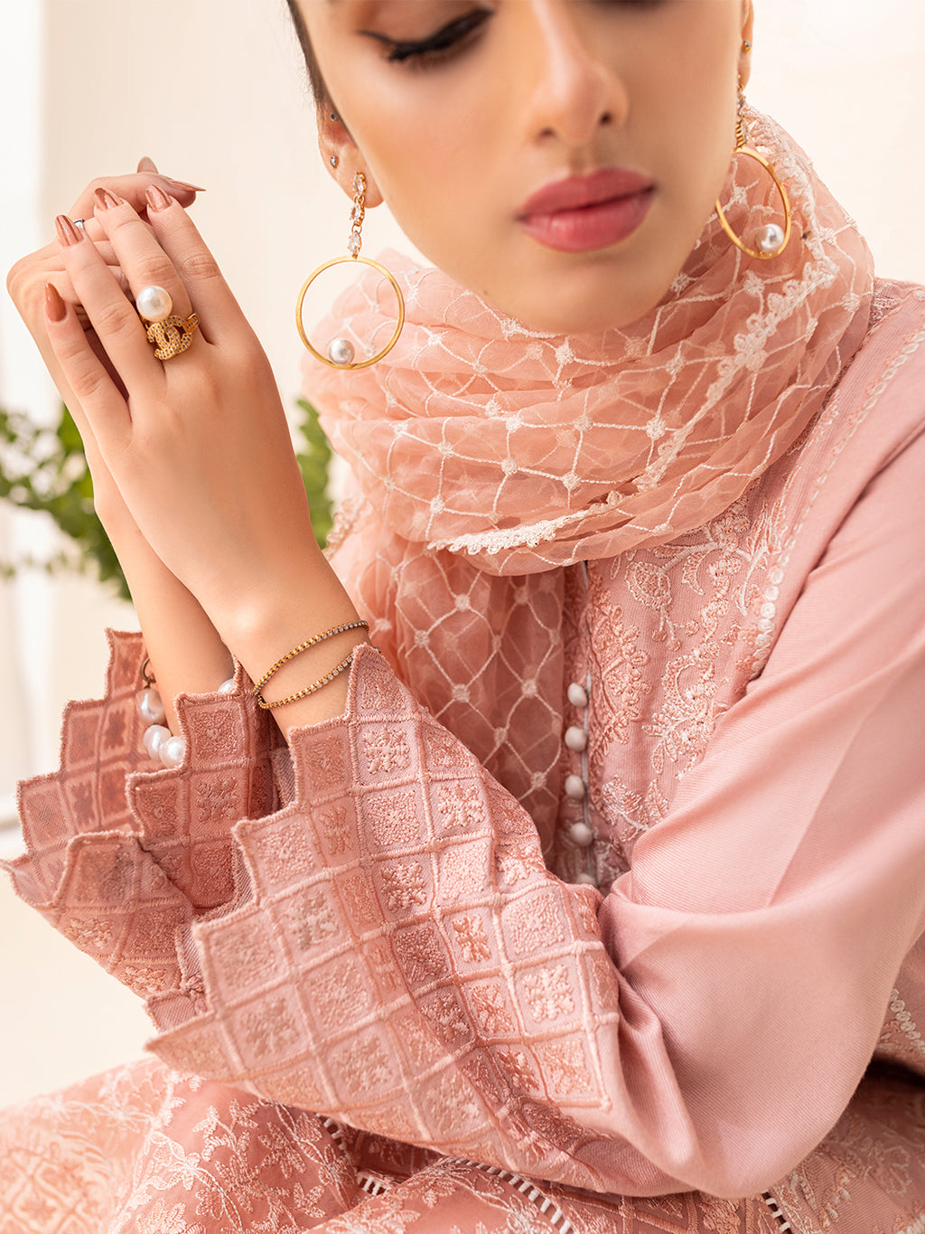 Rose | 3 Piece - Roheenaz