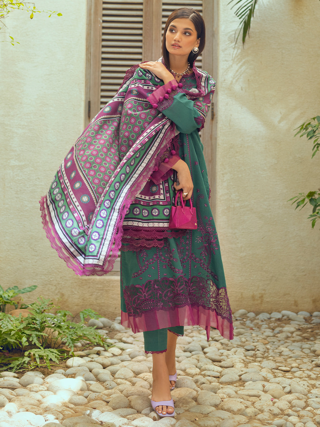 Shaina - Roheenaz
