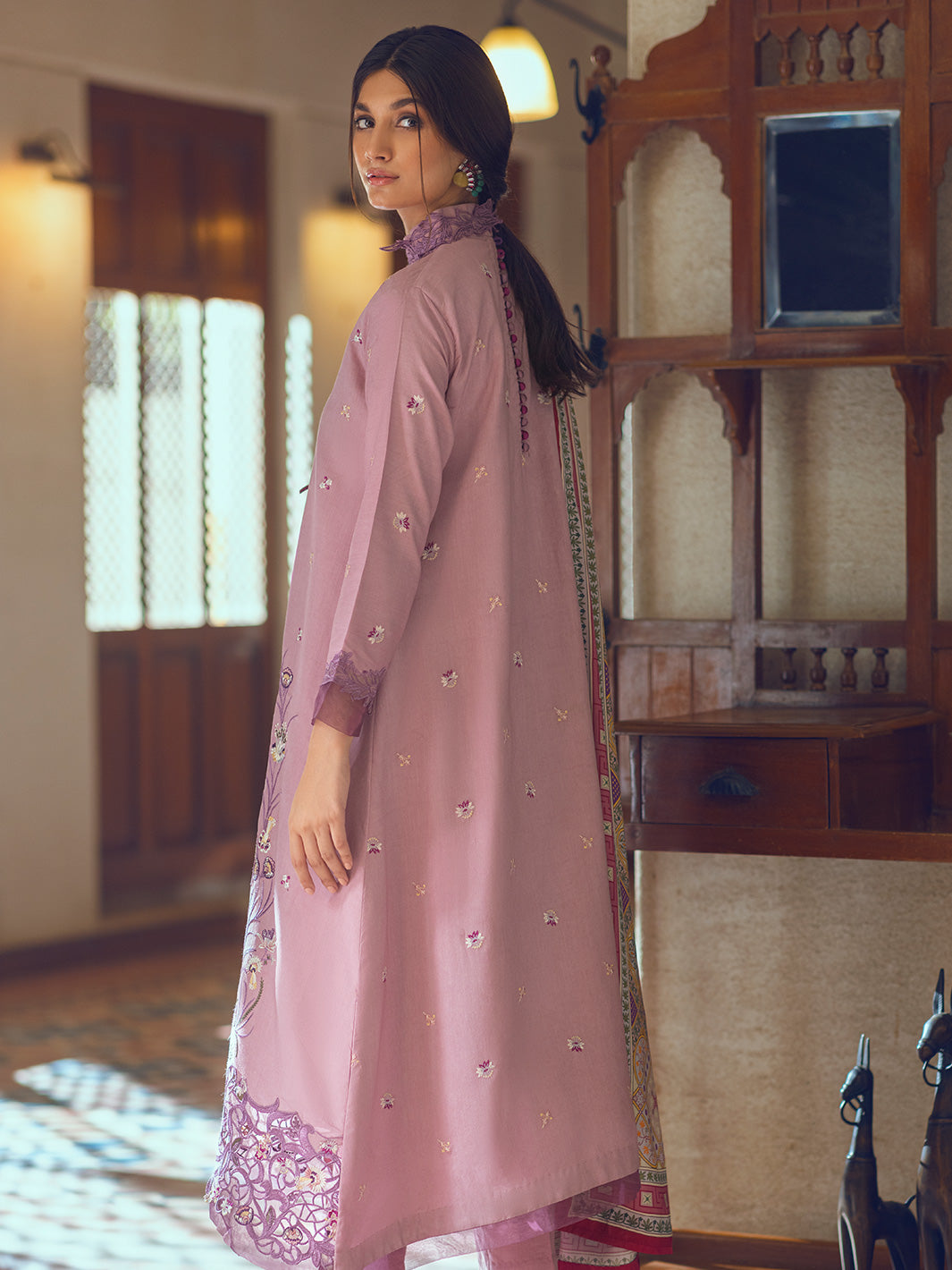 Alayha - Roheenaz