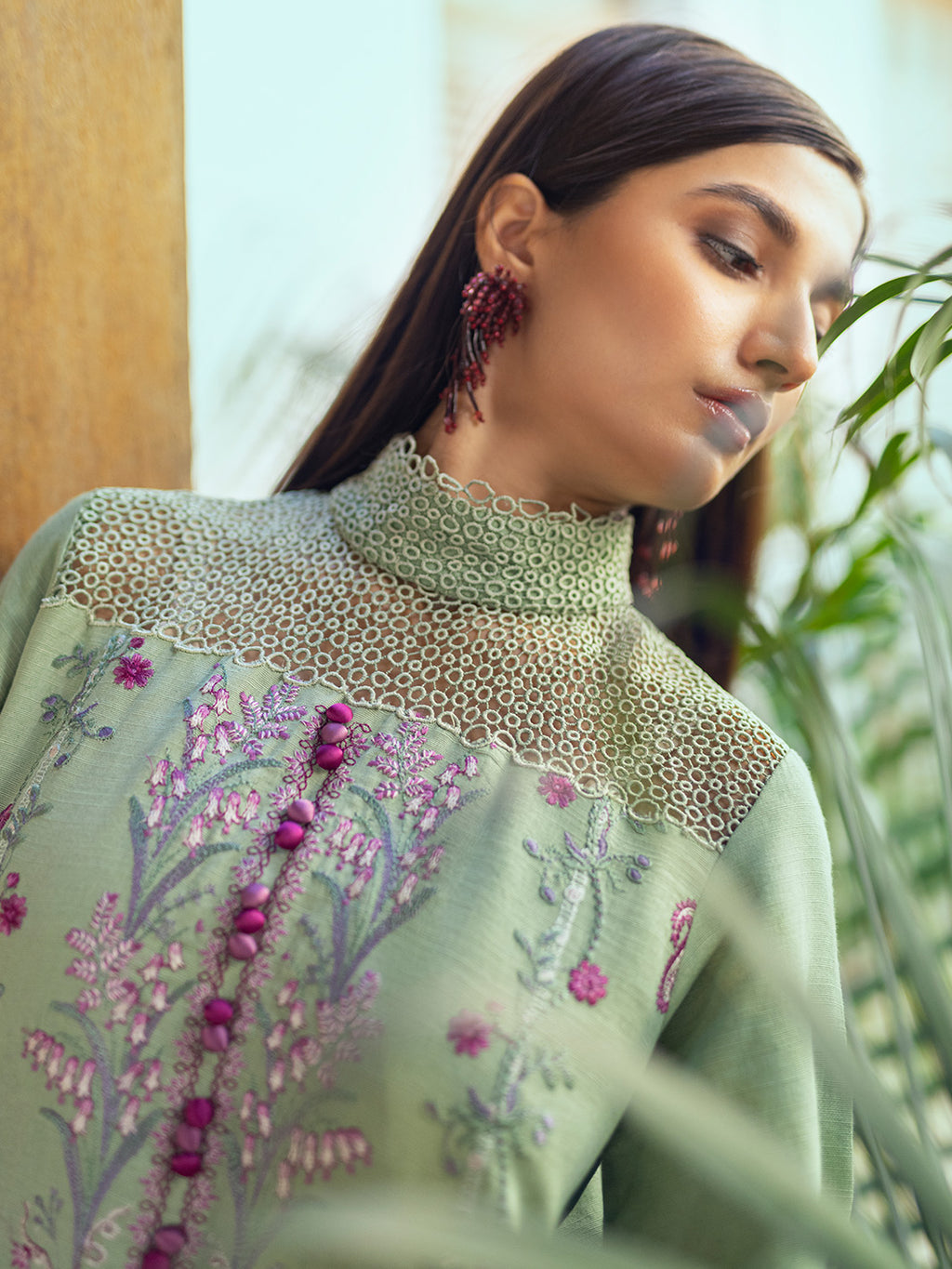 Huma - Roheenaz