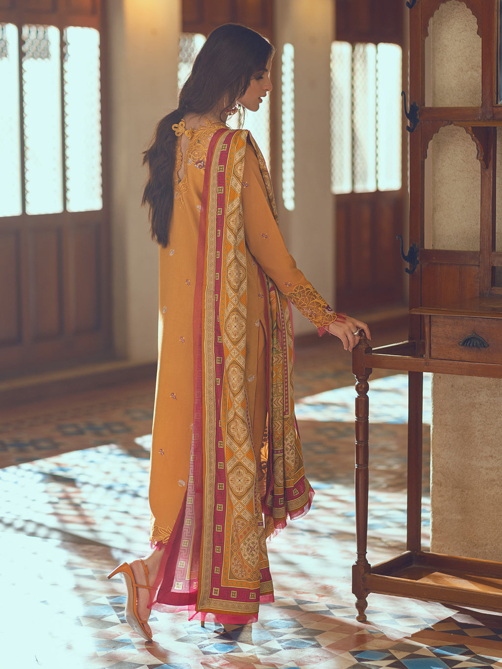 Waniya - Roheenaz