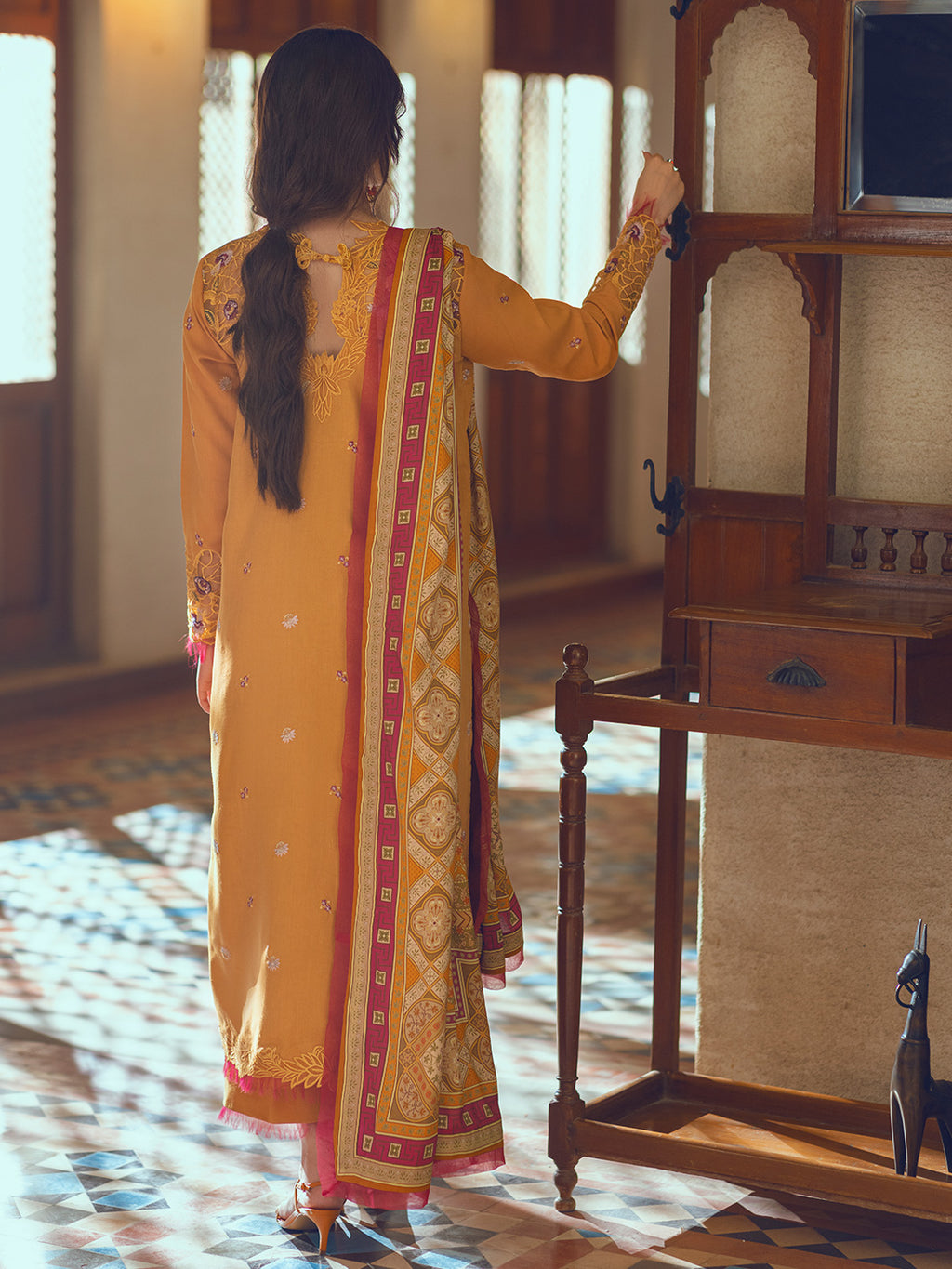 Waniya - Roheenaz